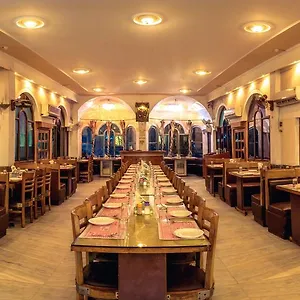  Hotel Solitaire India